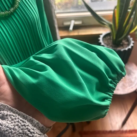 Maje GORGEOUS Green Pleated Blouse - Picture 3 of 5